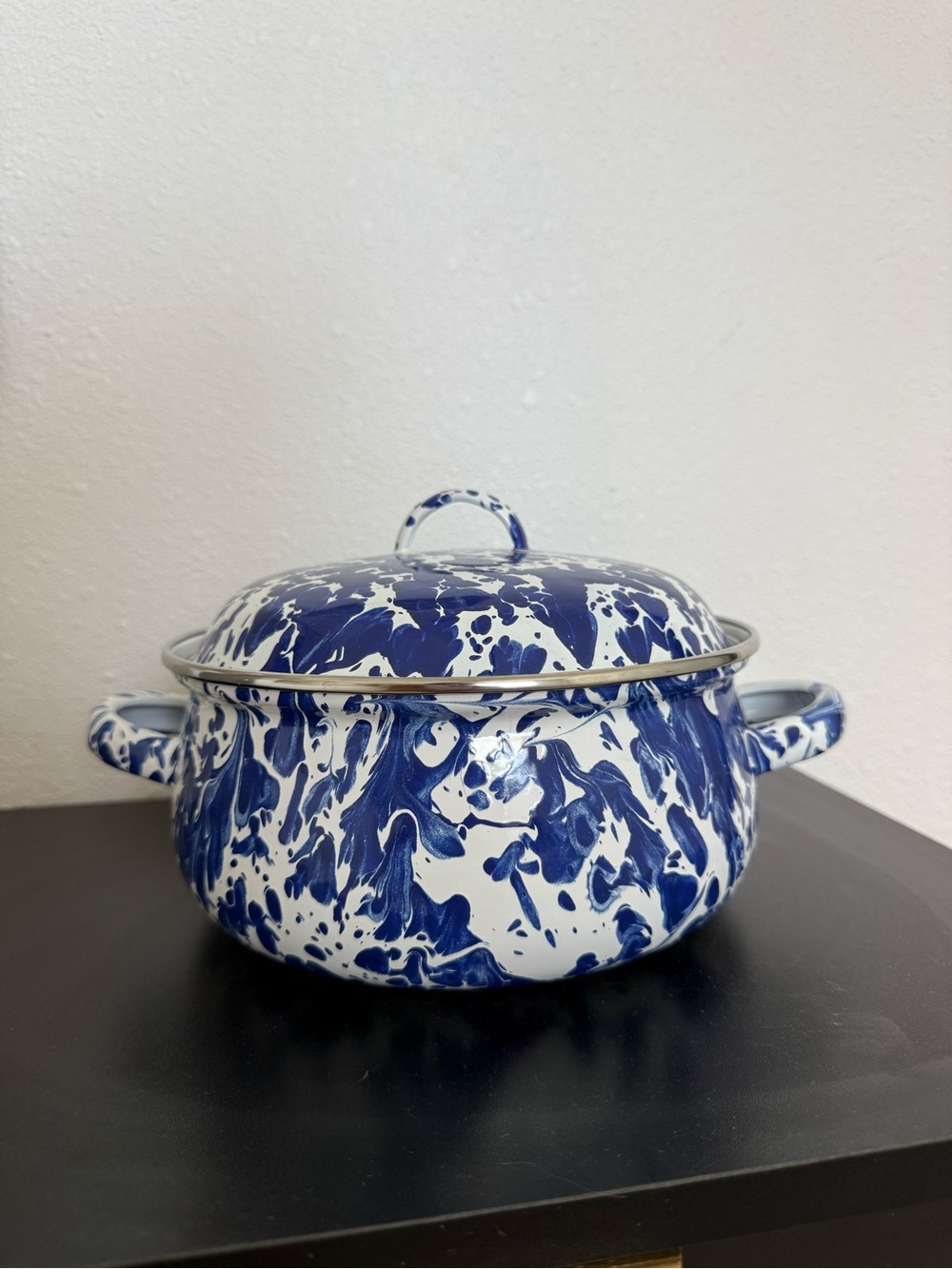 Golden Rabbit Cobalt Swirl Enamelware Dutch Oven | 2.5 Qt
